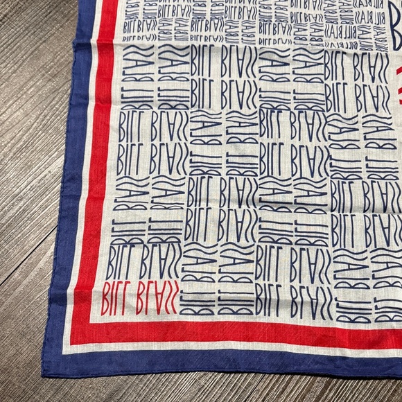 Bill Blass vtg Scarf - Picture 2 of 5